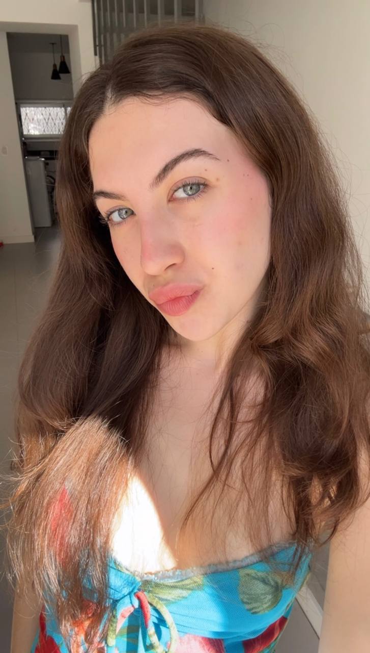 Nude girl Amber in Changchun