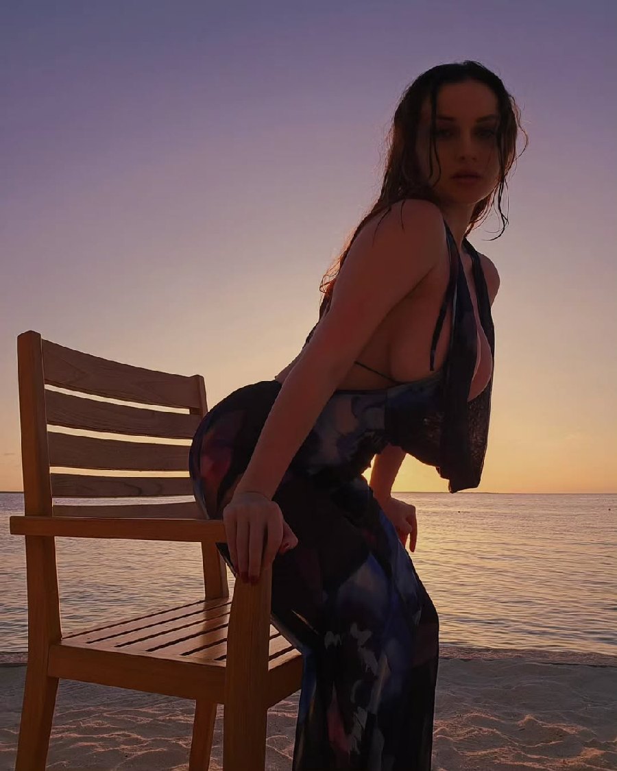 Sexy girl Miranda Faith nude in Changchun