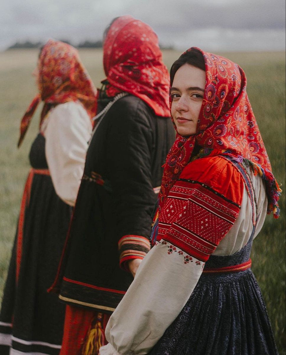 Women in Slavic costumes in Changchun