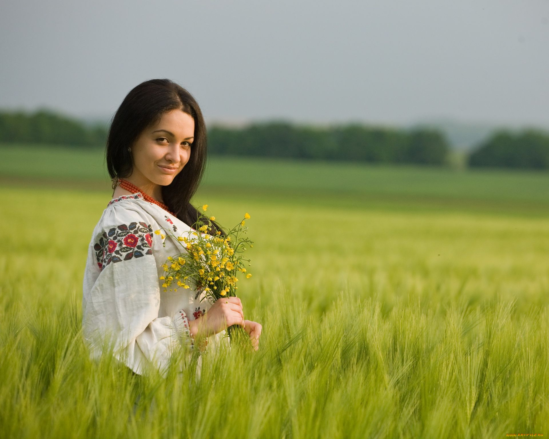 Women in Slavic costumes in Changchun