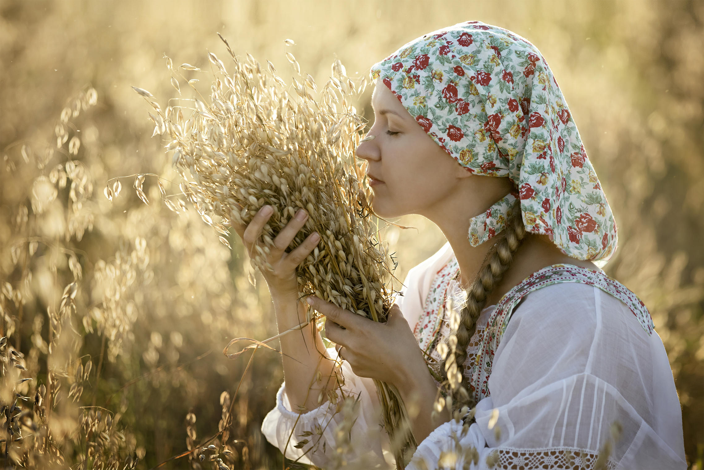 Photo Women in Slavic costumes in Changchun